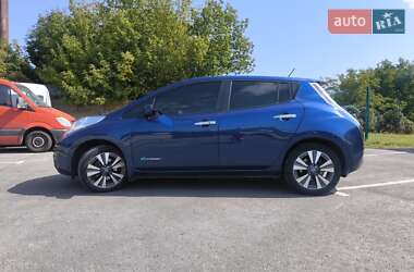 Хэтчбек Nissan Leaf 2017 в Львове