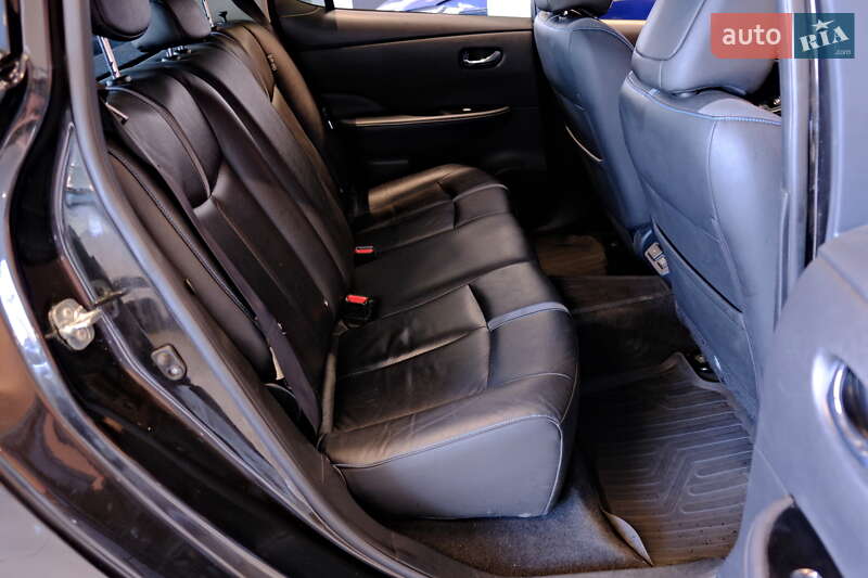 Хэтчбек Nissan Leaf 2022 в Одессе