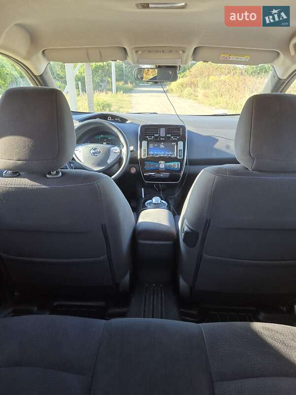 Хэтчбек Nissan Leaf 2017 в Полтаве
