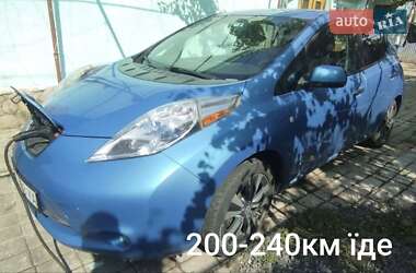 Хэтчбек Nissan Leaf 2013 в Ужгороде