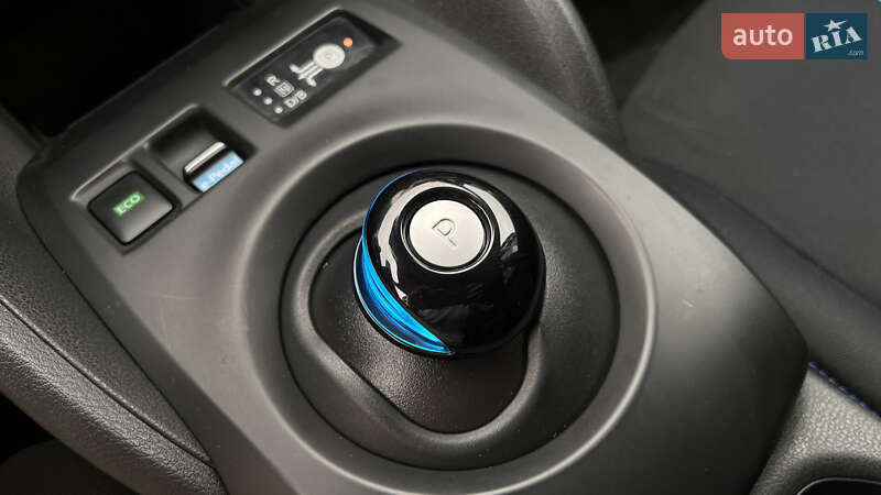 Хэтчбек Nissan Leaf 2020 в Львове