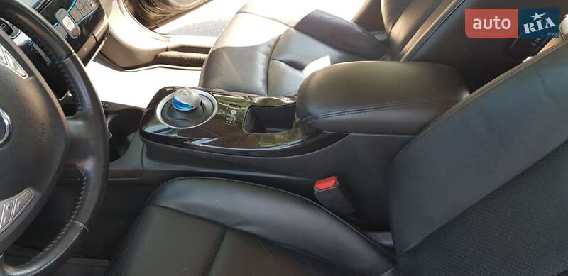 Хэтчбек Nissan Leaf 2015 в Днепре фото 4 Хэтчбек Nissan Leaf 2015 в Днепре