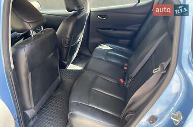 Хэтчбек Nissan Leaf 2014 в 