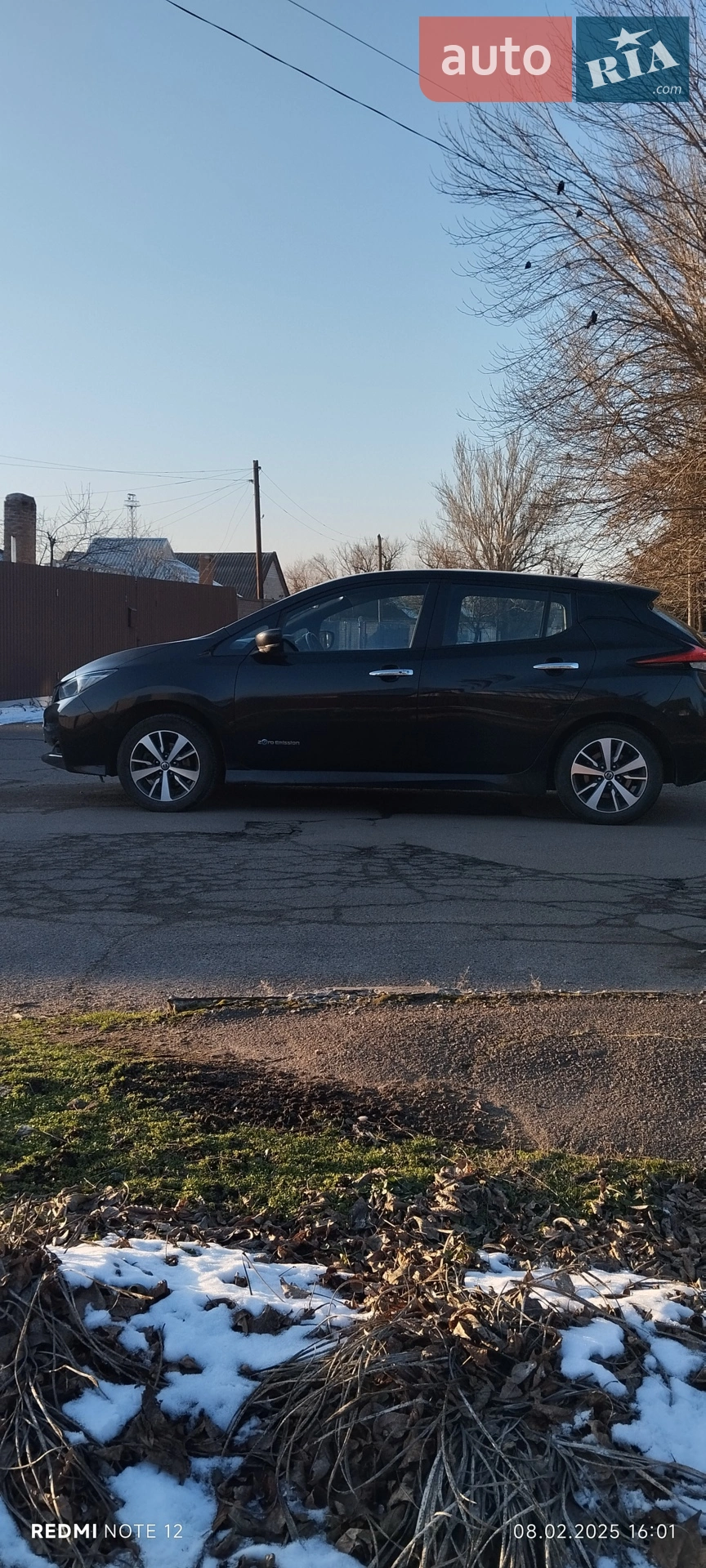 2017 Nissan Leaf - мініатюра 4