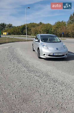 Хэтчбек Nissan Leaf 2012 в Харькове