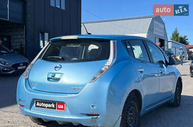 Хэтчбек Nissan Leaf 2014 в 