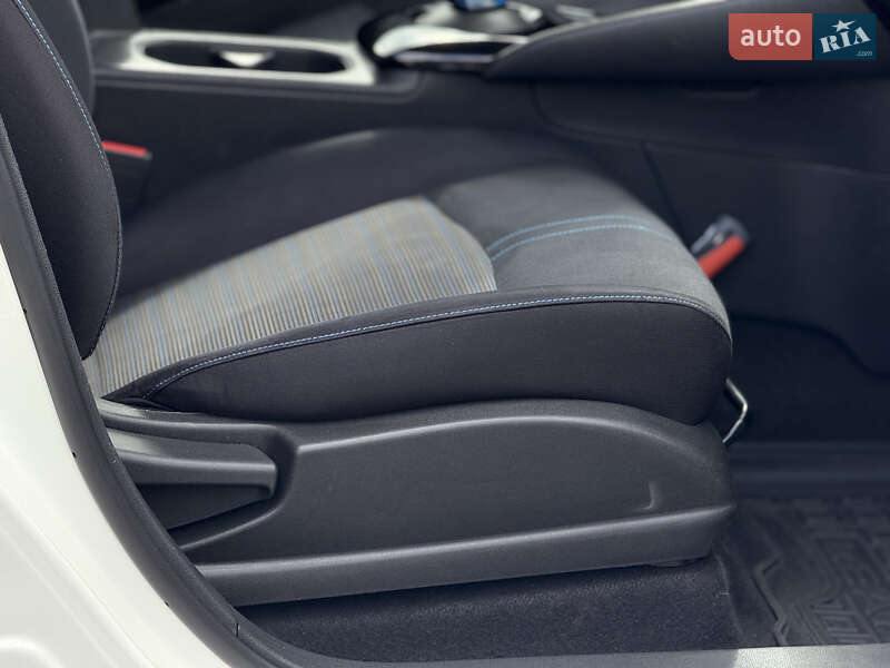 Хетчбек Nissan Leaf 2018 в Тернополі фото 26 Хетчбек Nissan Leaf 2018 в Тернополі