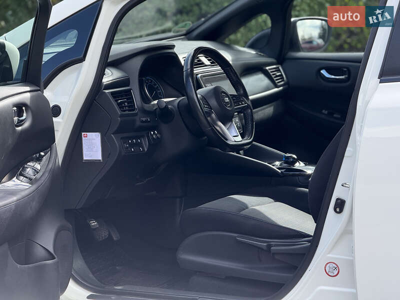 Хетчбек Nissan Leaf 2018 в Тернополі фото 39 Хетчбек Nissan Leaf 2018 в Тернополі