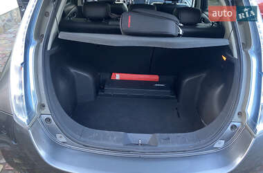 Хэтчбек Nissan Leaf 2014 в 