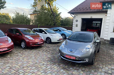 Хэтчбек Nissan Leaf 2014 в 