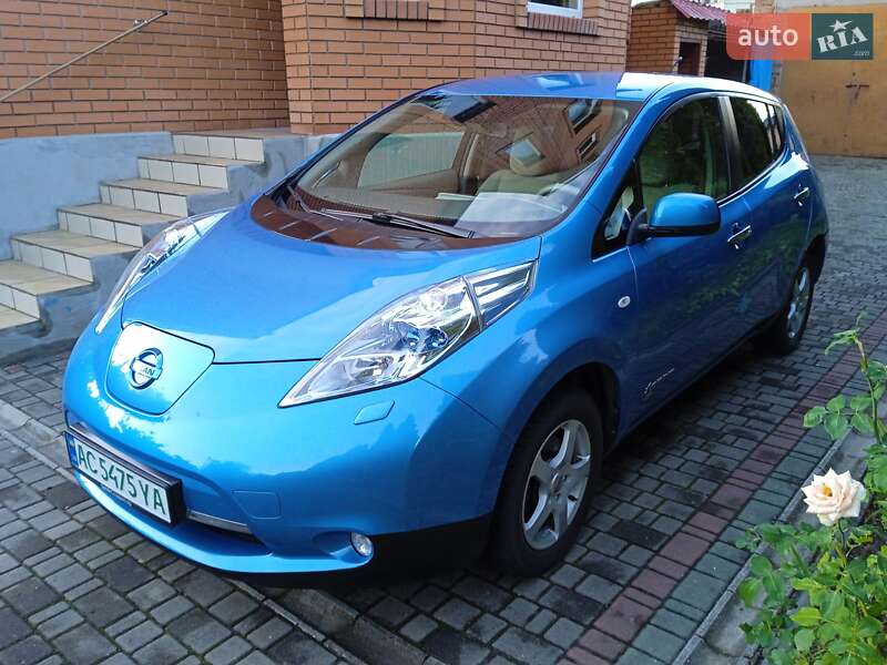 Хетчбек Nissan Leaf 2012 в Луцьку