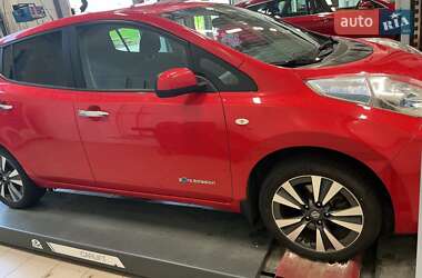 Хетчбек Nissan Leaf 2016 в Львові
