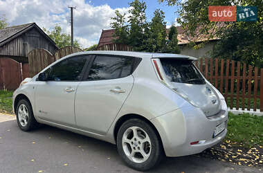 Хэтчбек Nissan Leaf 2013 в Львове