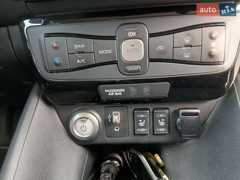Хэтчбек Nissan Leaf 2020 в Ивано-Франковске