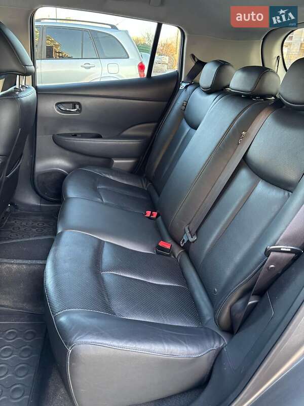 Хэтчбек Nissan Leaf 2015 в Одессе фото 4 Хэтчбек Nissan Leaf 2015 в Одессе