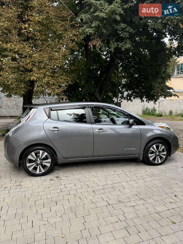 Хетчбек Nissan Leaf 2015 в Чернівцях фото 7 Хетчбек Nissan Leaf 2015 в Чернівцях