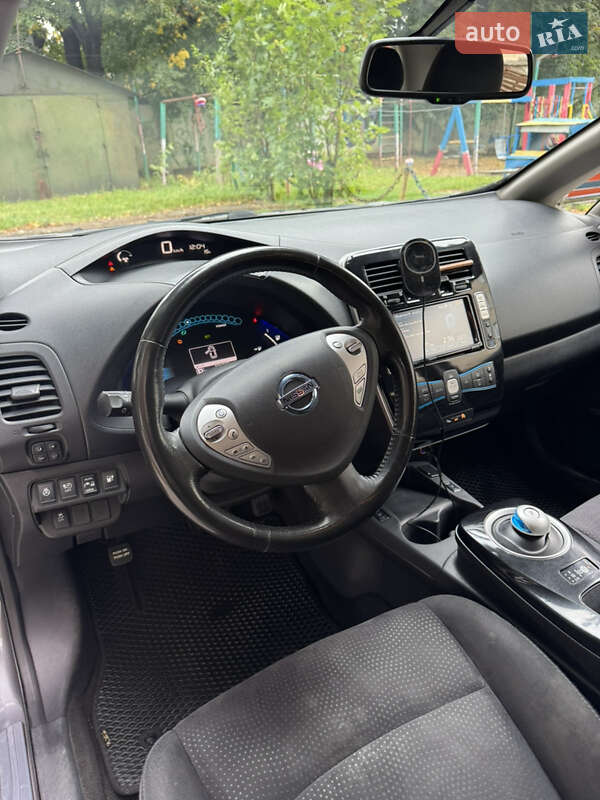 Хетчбек Nissan Leaf 2015 в Чернівцях фото 10 Хетчбек Nissan Leaf 2015 в Чернівцях
