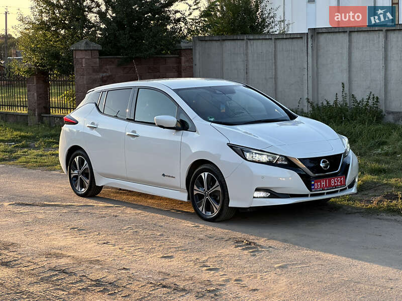 Хэтчбек Nissan Leaf 2020 в Ровно