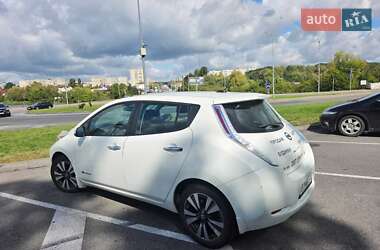 Хэтчбек Nissan Leaf 2016 в Виннице