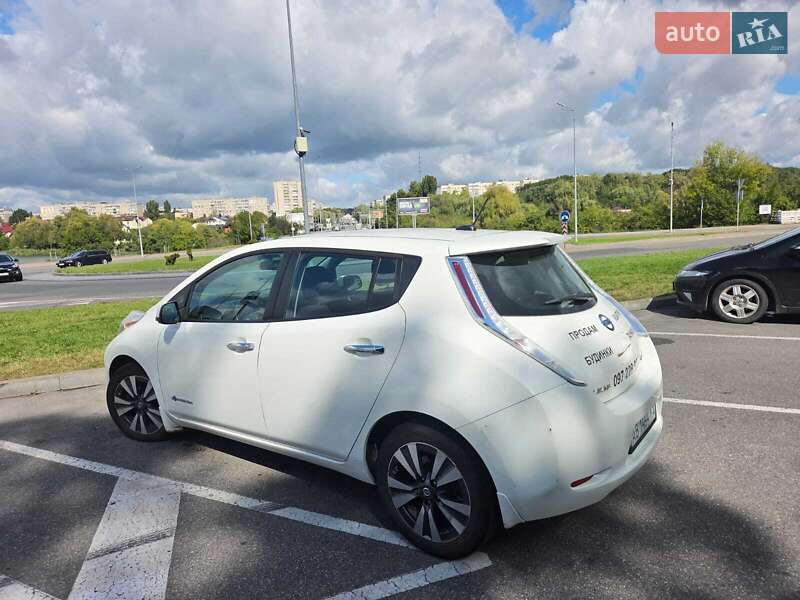 Хетчбек Nissan Leaf 2016 в Вінниці фото 5 Хетчбек Nissan Leaf 2016 в Вінниці