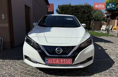 Хэтчбек Nissan Leaf 2021 в 
