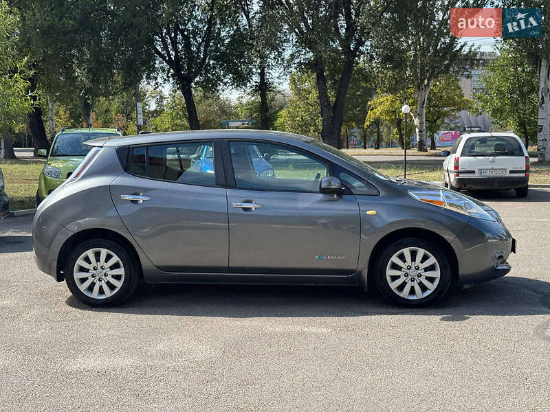 Хетчбек Nissan Leaf 2016 в Запоріжжі фото 6 Хетчбек Nissan Leaf 2016 в Запоріжжі