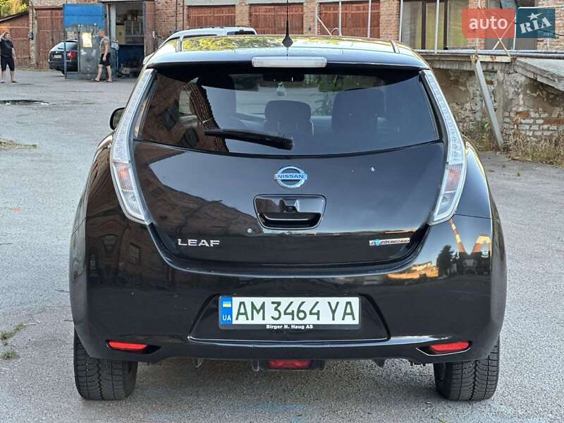 Хэтчбек Nissan Leaf 2016 в Житомире фото 3 Хэтчбек Nissan Leaf 2016 в Житомире