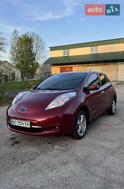 Хэтчбек Nissan Leaf 2014 в Ивано-Франковске