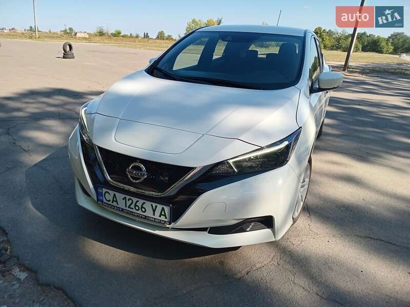 Хэтчбек Nissan Leaf 2022 в Умани фото 5 Хэтчбек Nissan Leaf 2022 в Умани