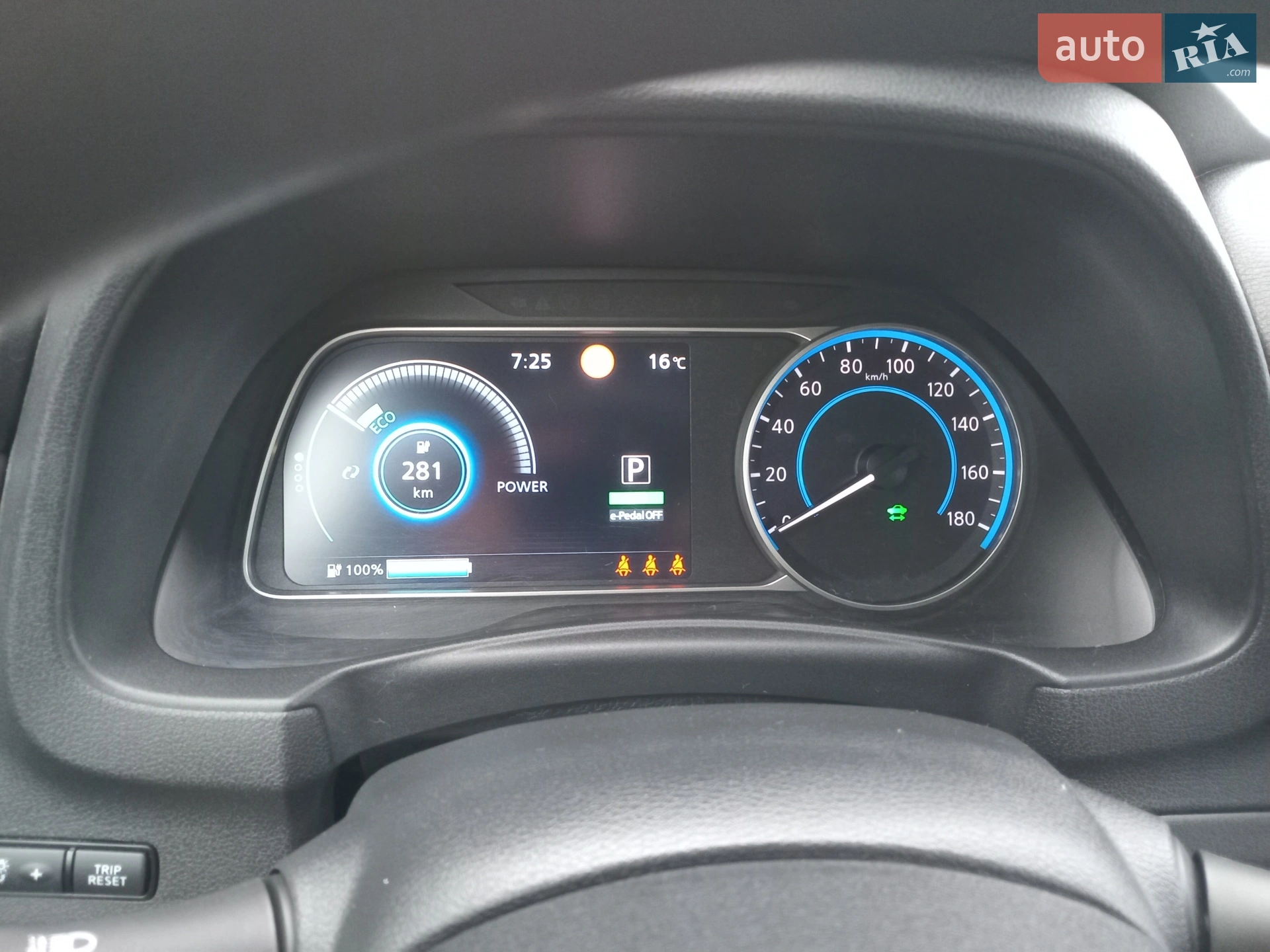 2022 Nissan Leaf - мініатюра 35