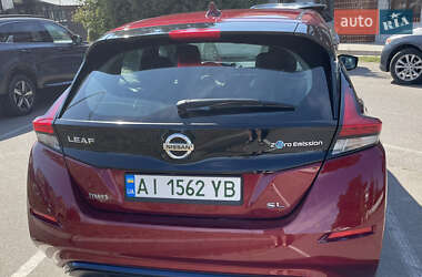 Хэтчбек Nissan Leaf 2018 в 