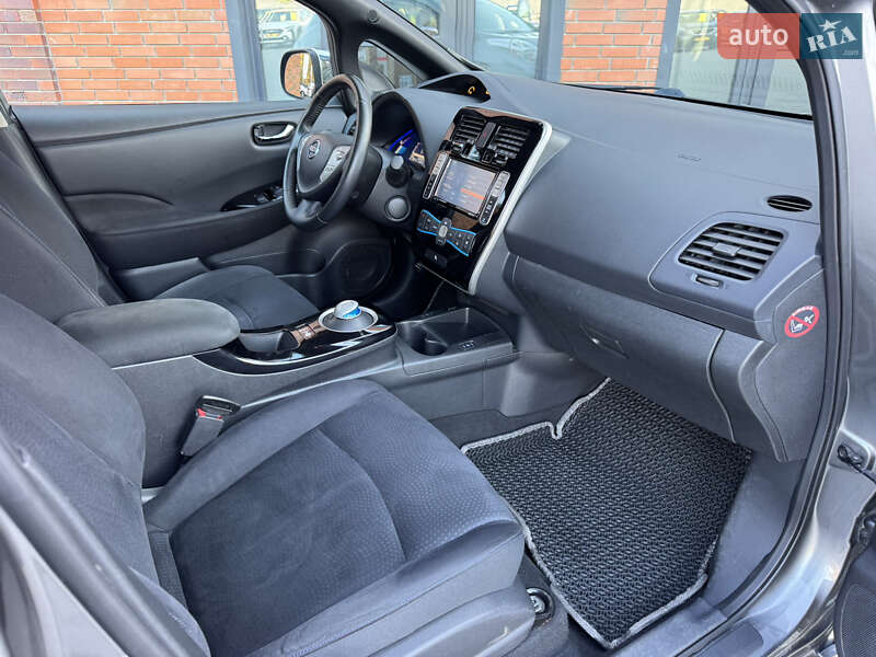 Хетчбек Nissan Leaf 2014 в Кременчуці фото 5 Хетчбек Nissan Leaf 2014 в Кременчуці