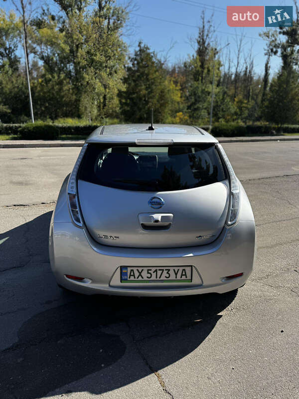 Хэтчбек Nissan Leaf 2014 в Харькове