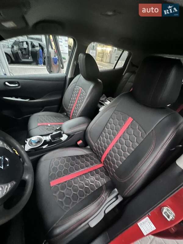 Хетчбек Nissan Leaf 2017 в Вінниці