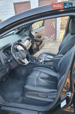 Хетчбек Nissan Leaf 2019 в Дніпрі