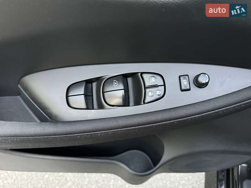 Хэтчбек Nissan Leaf 2022 в Харькове фото 23 Хэтчбек Nissan Leaf 2022 в Харькове
