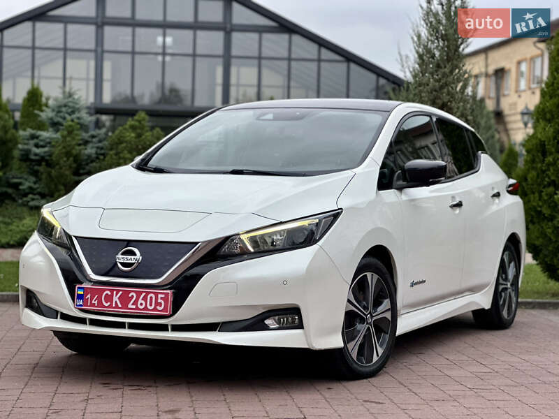 Хэтчбек Nissan Leaf 2018 в Стрые