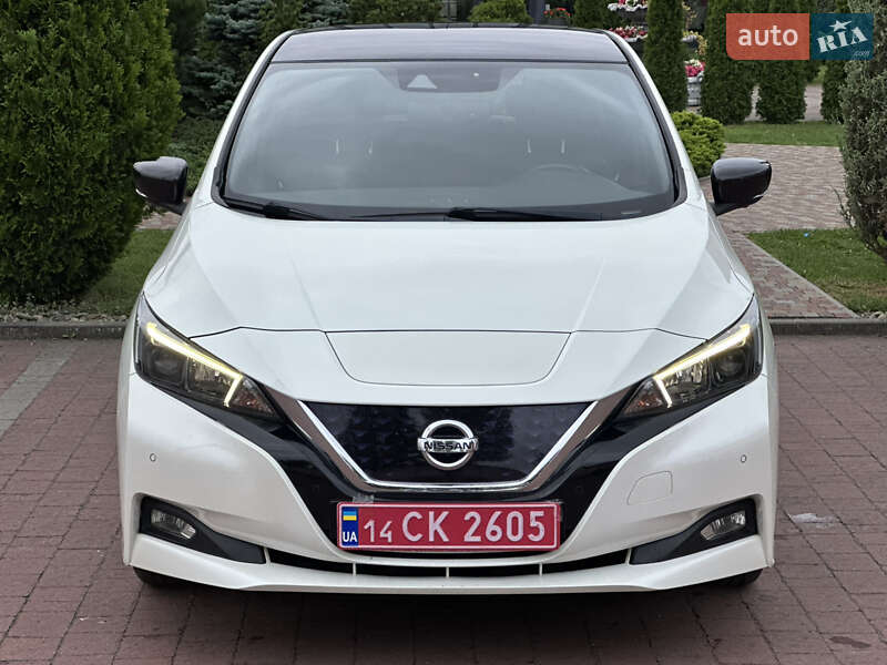 Хэтчбек Nissan Leaf 2018 в Стрые