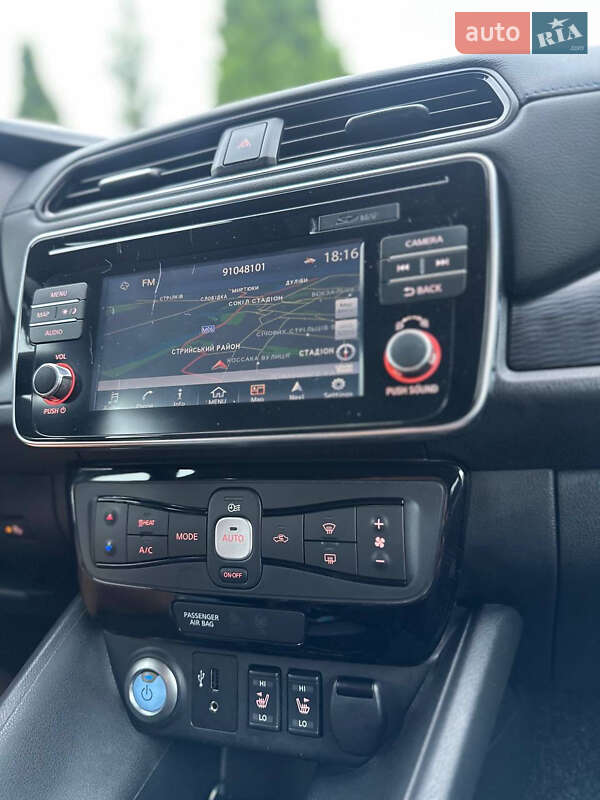 Хэтчбек Nissan Leaf 2018 в Стрые