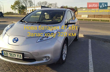Хэтчбек Nissan Leaf 2012 в Виннице