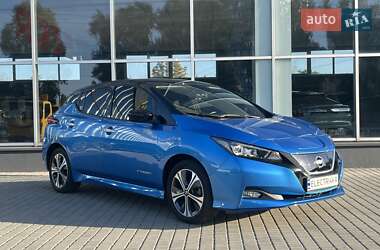 Хэтчбек Nissan Leaf 2020 в Днепре
