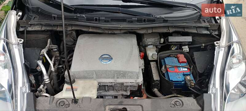 Хэтчбек Nissan Leaf 2014 в Одессе