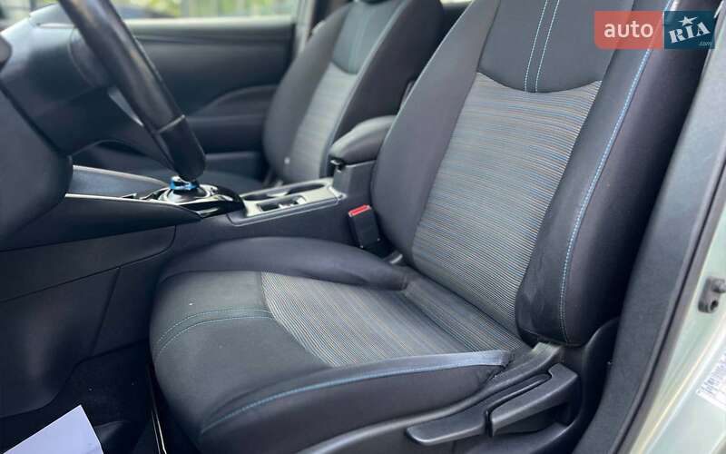 Хэтчбек Nissan Leaf 2018 в Ивано-Франковске