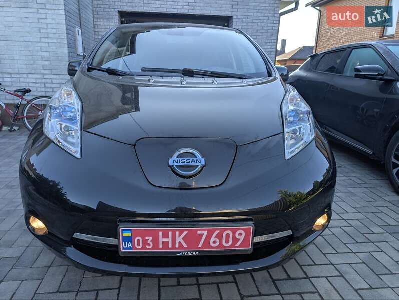 Хэтчбек Nissan Leaf 2013 в Виннице