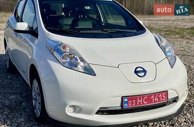 Хэтчбек Nissan Leaf 2013 в Новояворовске