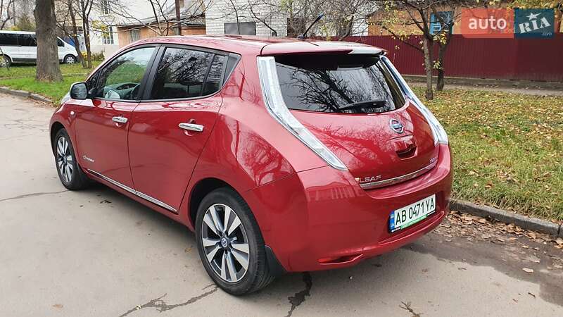Хетчбек Nissan Leaf 2014 в Вінниці