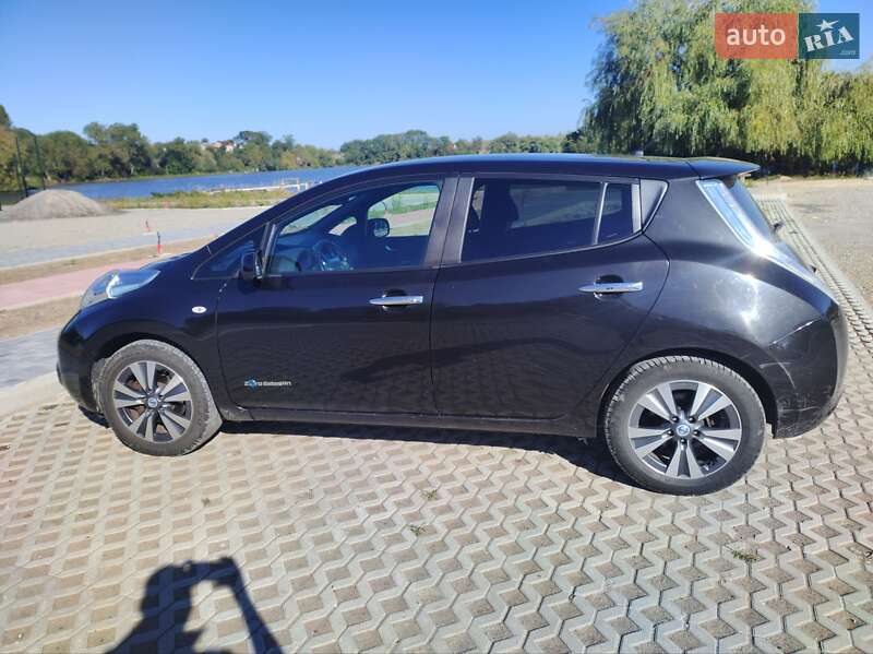 Хэтчбек Nissan Leaf 2013 в Збараже