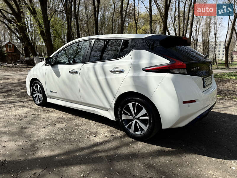 Хэтчбек Nissan Leaf 2018 в Теребовле фото 14 Хэтчбек Nissan Leaf 2018 в Теребовле