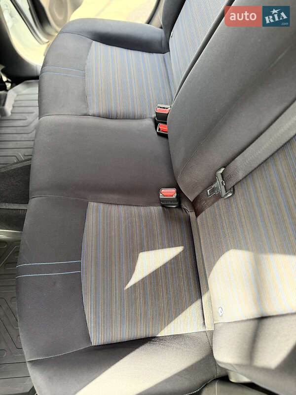 Хэтчбек Nissan Leaf 2018 в Теребовле фото 28 Хэтчбек Nissan Leaf 2018 в Теребовле