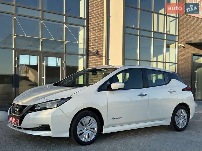 Хэтчбек Nissan Leaf 2019 в Тернополе